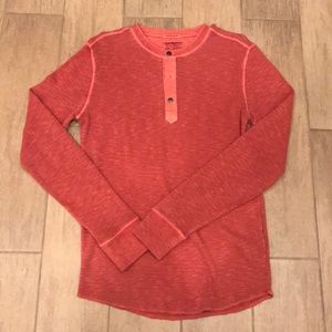 Lucky Brand Henley red small excellent